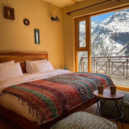 La Hault Hotel Sissu Buitenkant foto