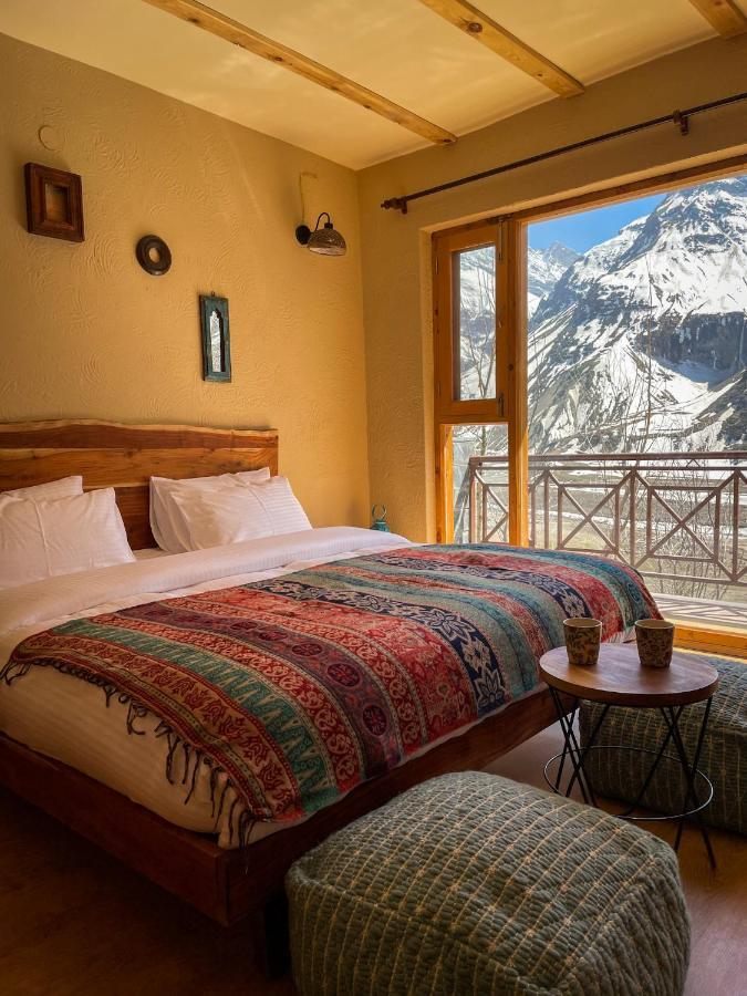 La Hault Hotel Sissu Buitenkant foto