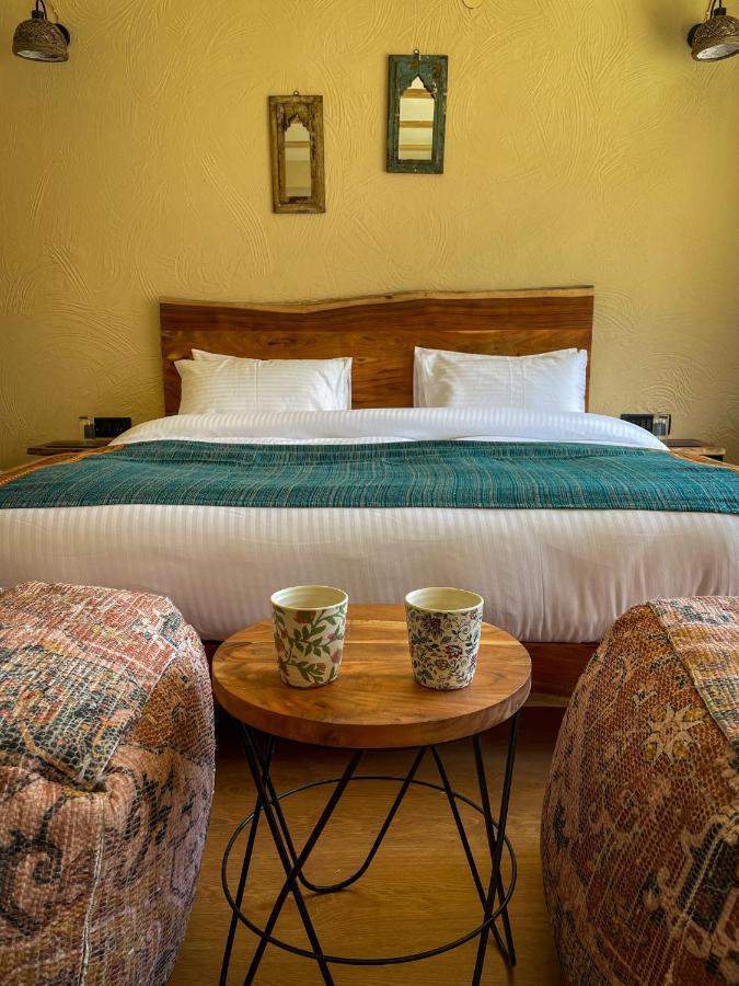 La Hault Hotel Sissu Buitenkant foto