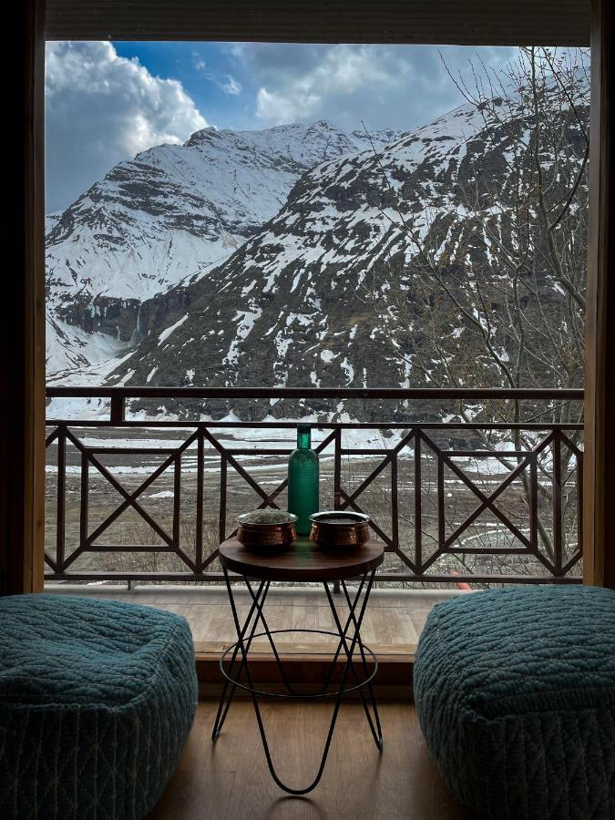 La Hault Hotel Sissu Buitenkant foto