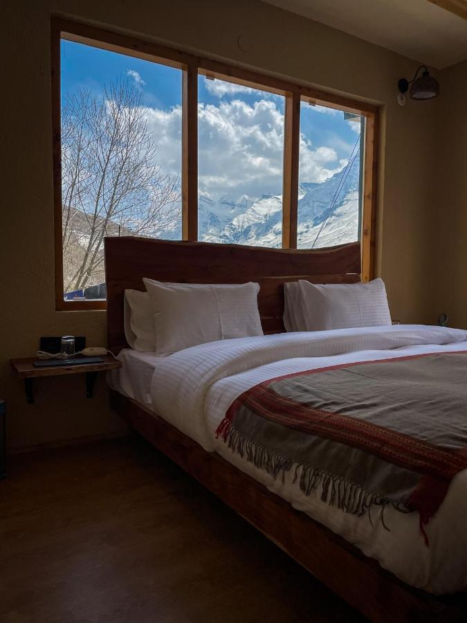 La Hault Hotel Sissu Buitenkant foto